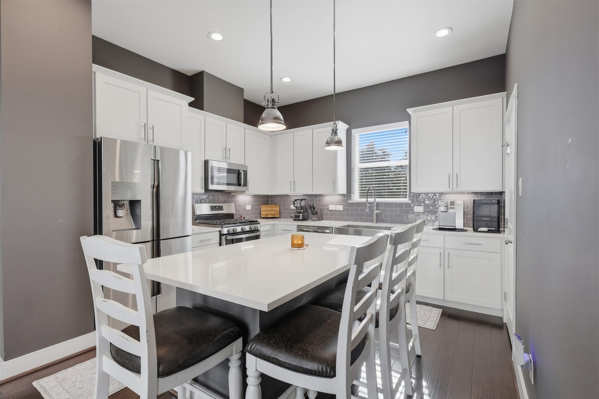 728 W Donovan Street, Houston, TX 77091 728 W Donovan Street, Houston, TX 77091