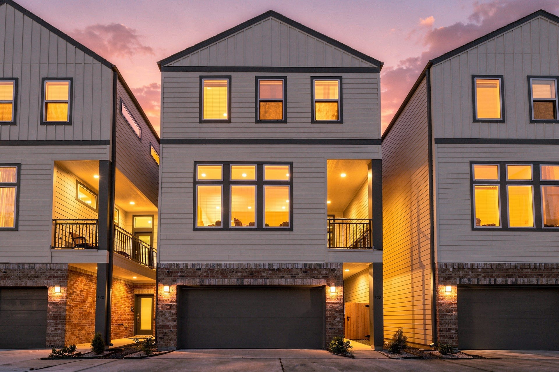 728 W Donovan Street, Houston, TX 77091 728 W Donovan Street, Houston, TX 77091
