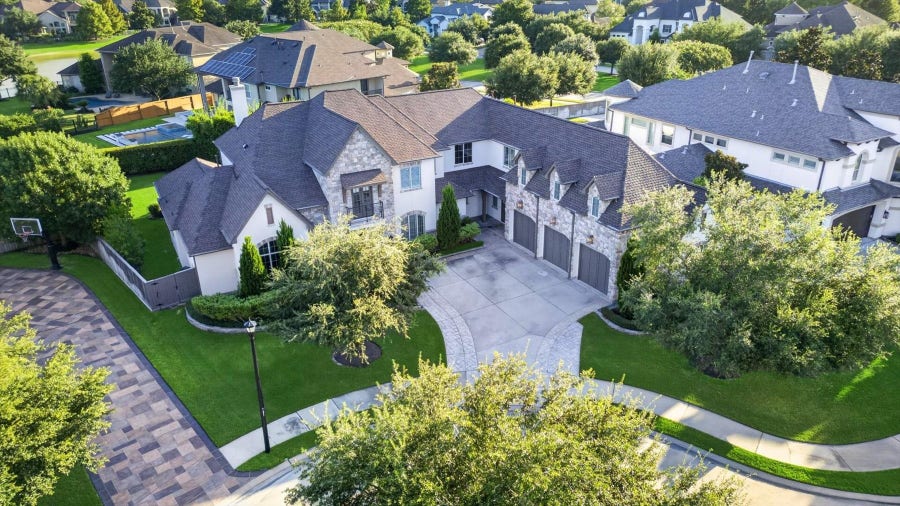 Property photo for 27707 Stonehurst Lane, Katy, TX