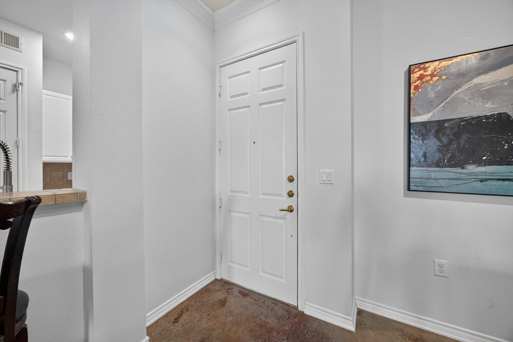 Inviting entryway offering a welcoming first impression.