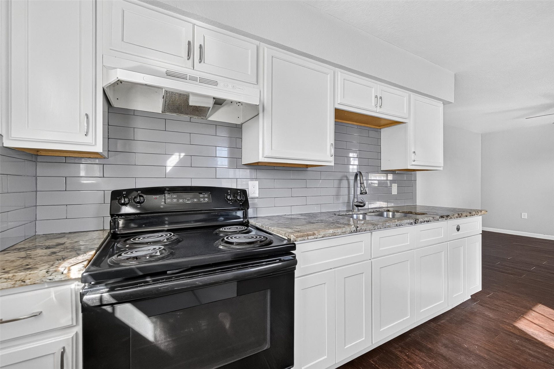 3501 Brewster, #1, Houston, TX 77026