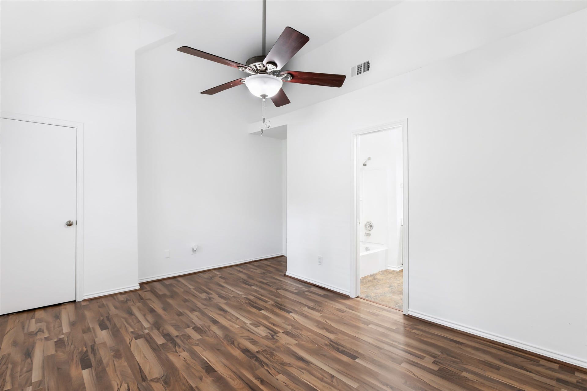 1011 Hamblen Road, #205, Kingwood, TX 77339 Second bedroom