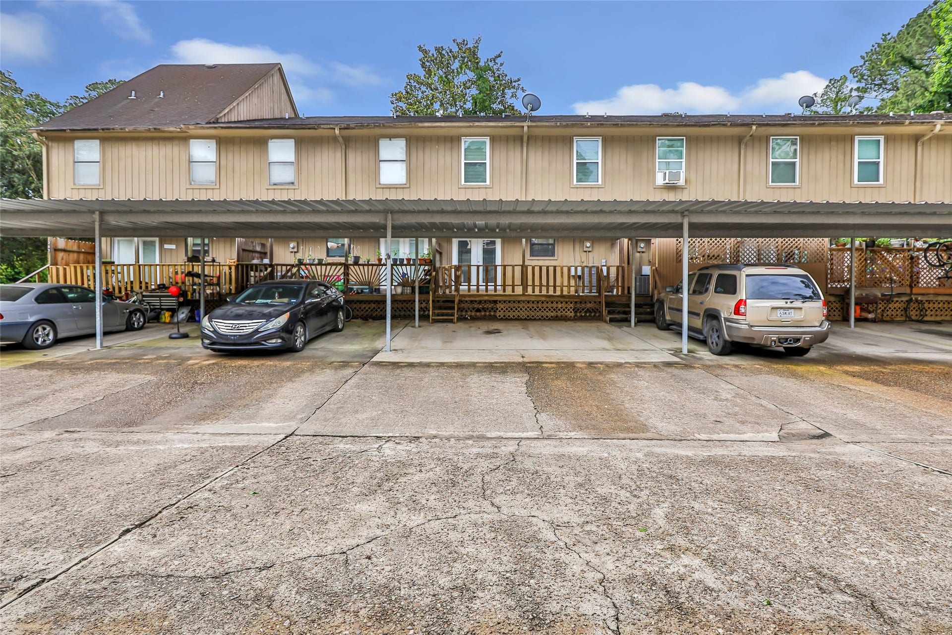 1011 Hamblen Road, #205, Kingwood, TX 77339 1011 Hamblen Road, #205, Kingwood, TX 77339