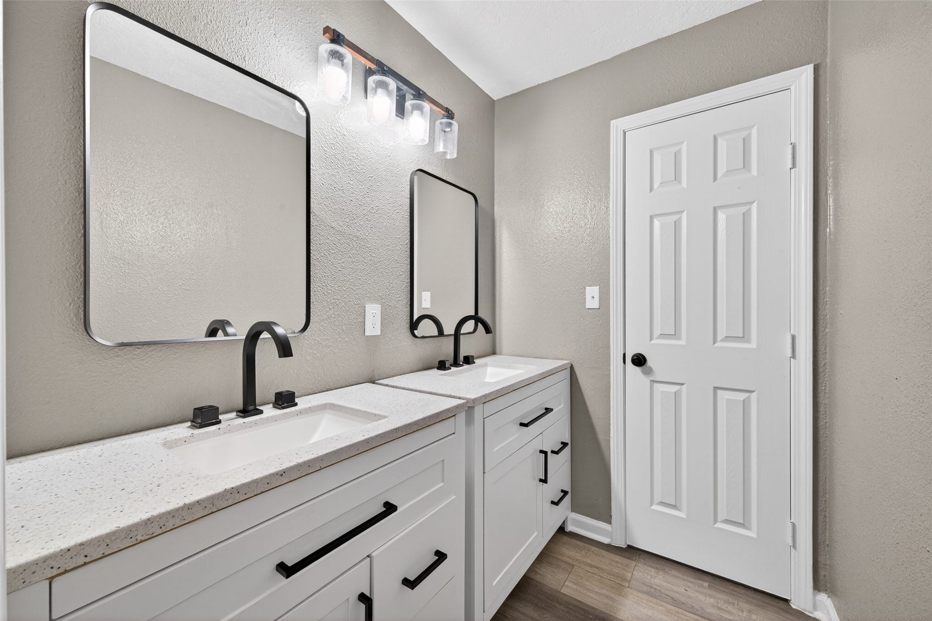 11903 Atwell Drive, Houston, TX 77035 11903 Atwell Drive, Houston, TX 77035