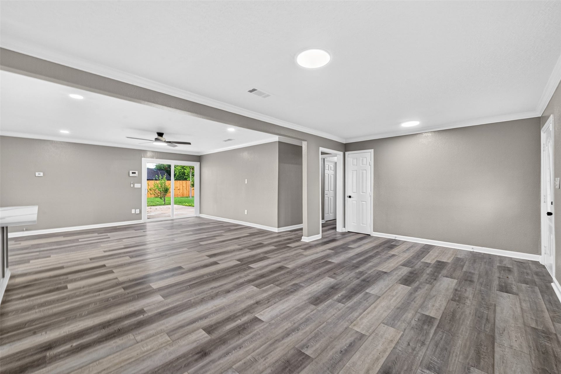 11903 Atwell Drive, Houston, TX 77035 11903 Atwell Drive, Houston, TX 77035