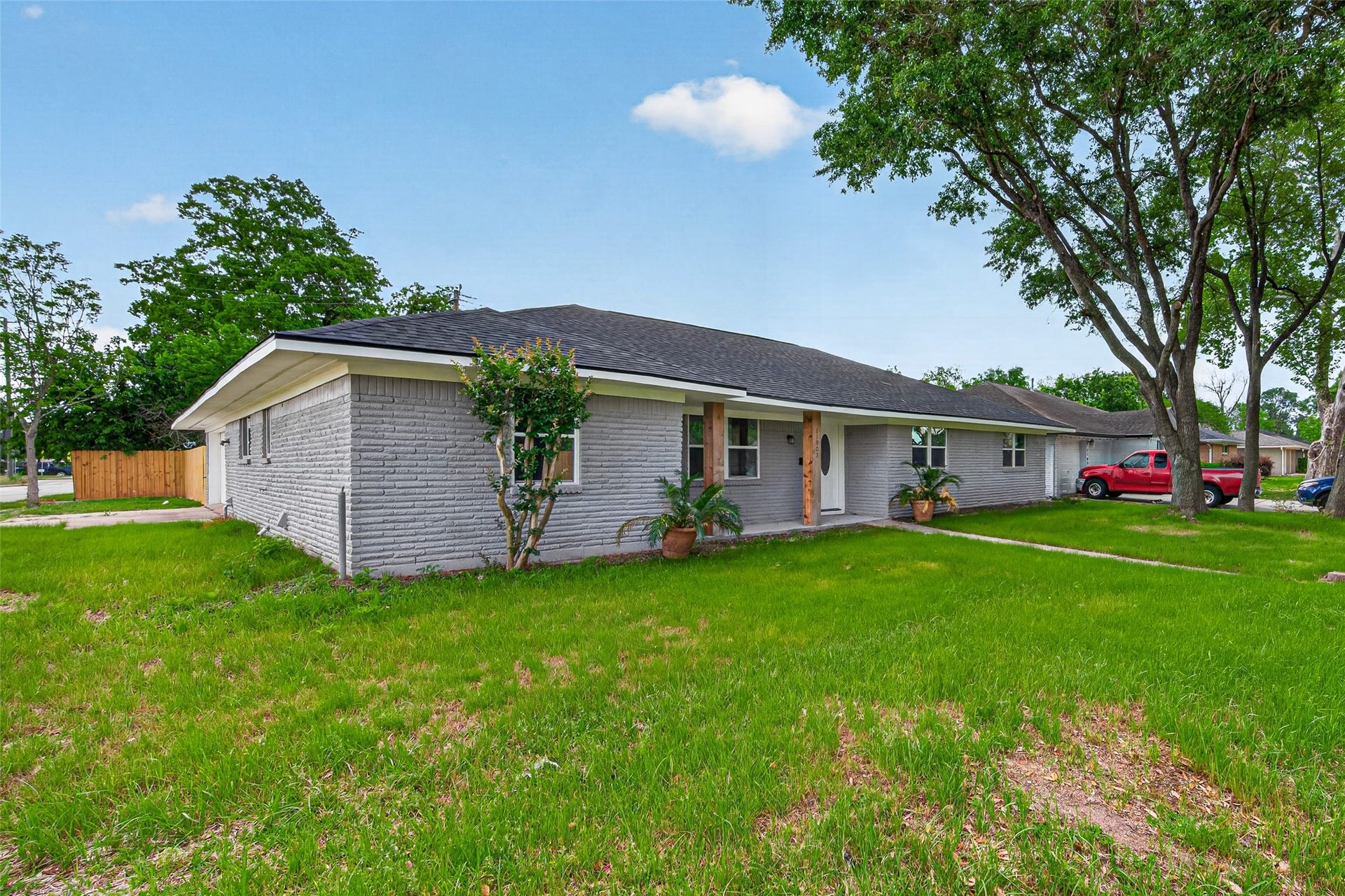 11903 Atwell Drive, Houston, TX 77035 11903 Atwell Drive, Houston, TX 77035
