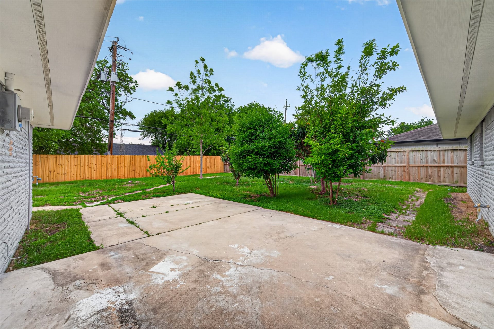 11903 Atwell Drive, Houston, TX 77035 11903 Atwell Drive, Houston, TX 77035