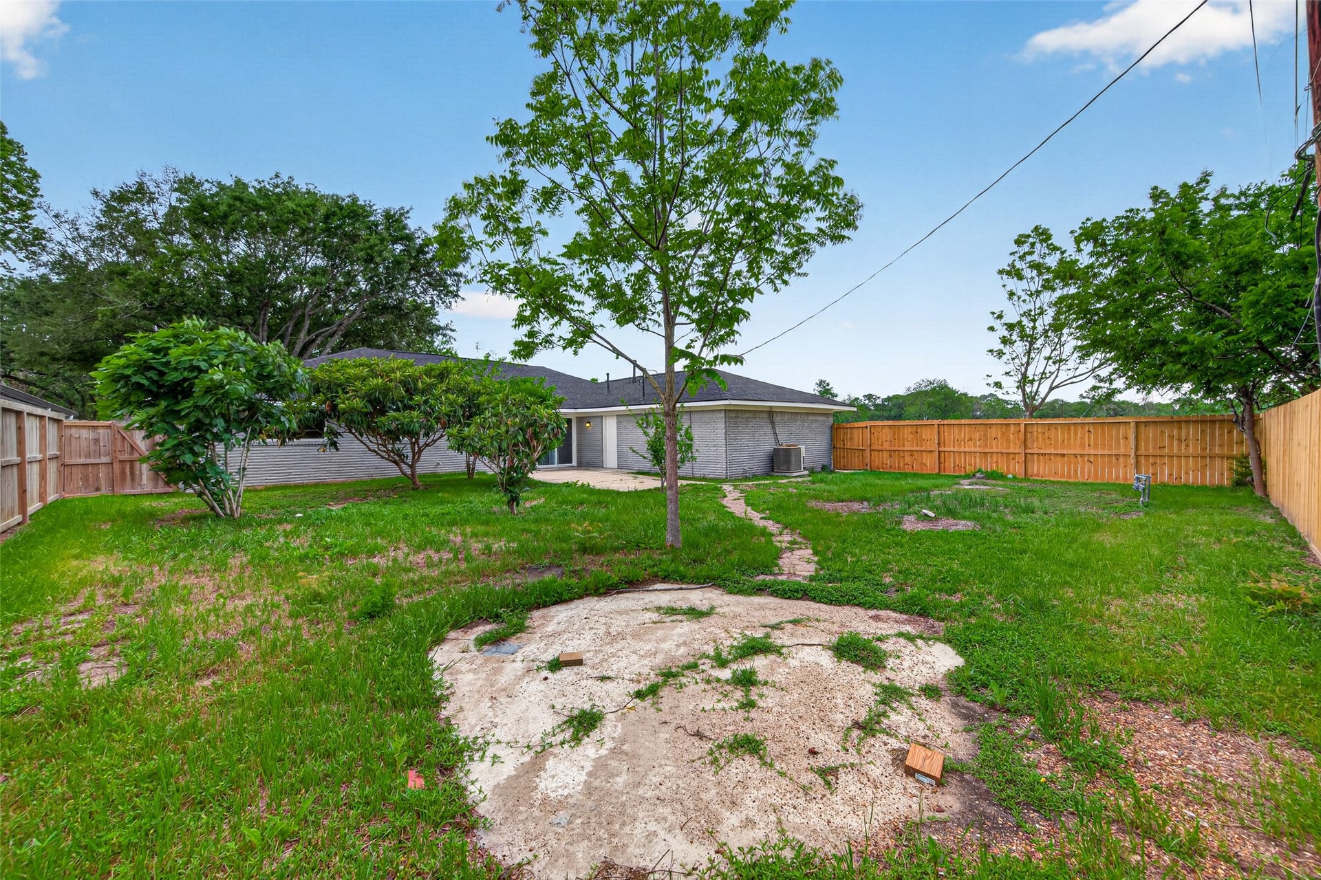 11903 Atwell Drive, Houston, TX 77035 11903 Atwell Drive, Houston, TX 77035