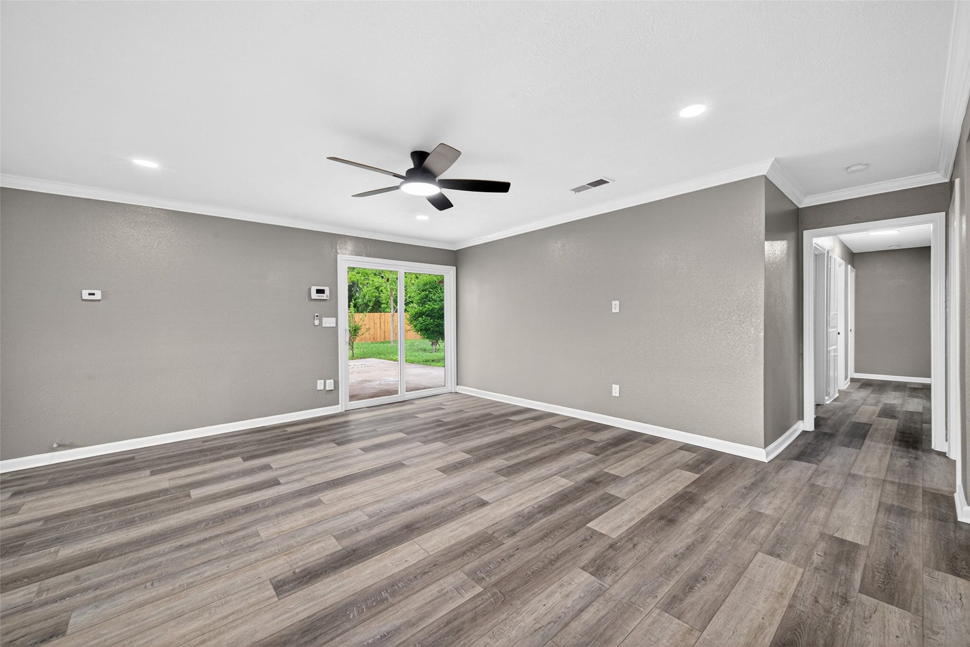 11903 Atwell Drive, Houston, TX 77035 11903 Atwell Drive, Houston, TX 77035