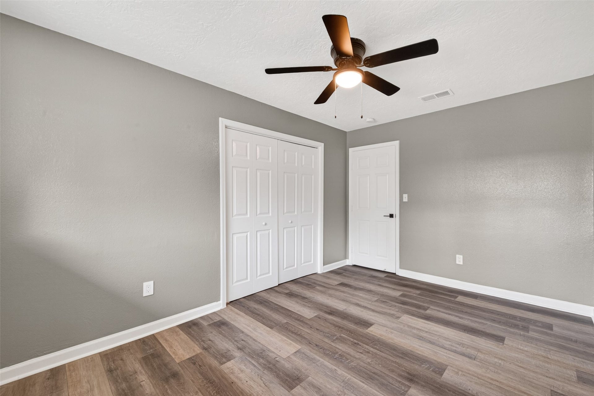 11903 Atwell Drive, Houston, TX 77035 11903 Atwell Drive, Houston, TX 77035