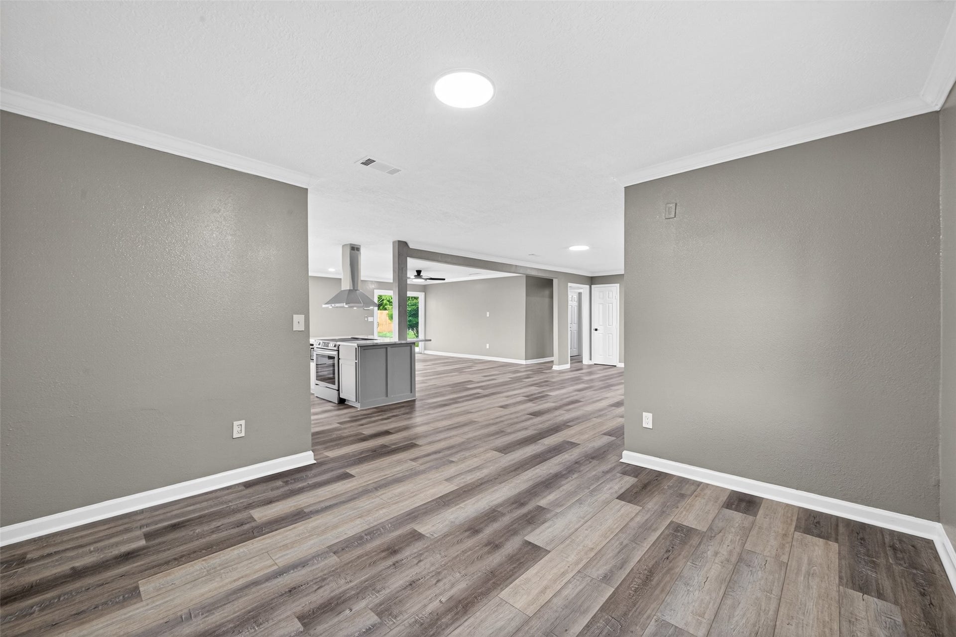 11903 Atwell Drive, Houston, TX 77035 11903 Atwell Drive, Houston, TX 77035