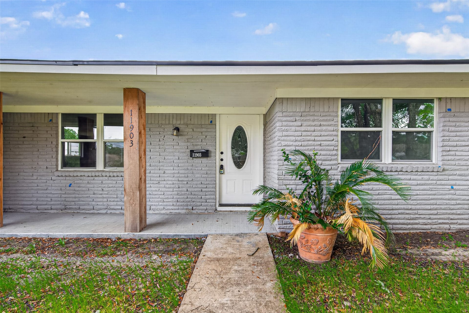 11903 Atwell Drive, Houston, TX 77035 11903 Atwell Drive, Houston, TX 77035