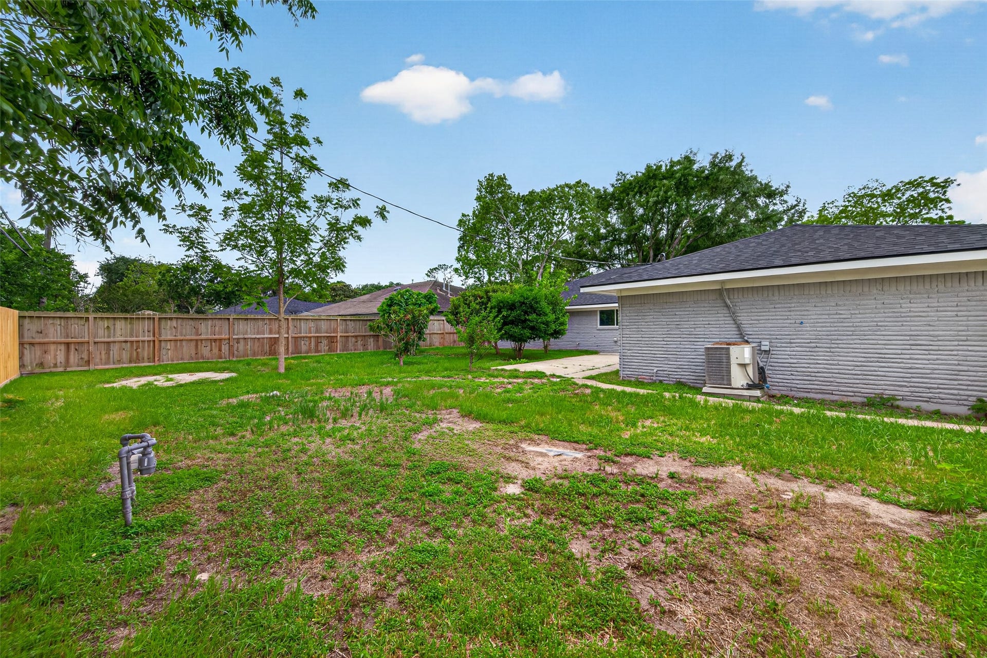 11903 Atwell Drive, Houston, TX 77035 11903 Atwell Drive, Houston, TX 77035