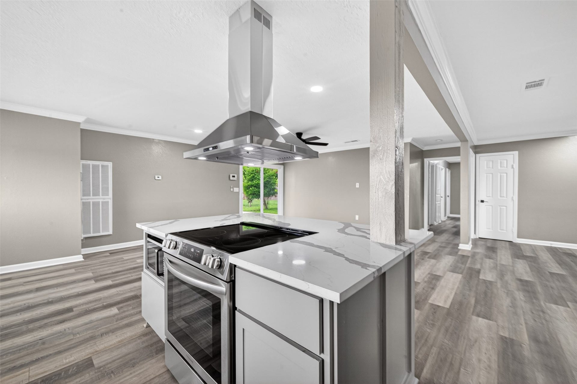 11903 Atwell Drive, Houston, TX 77035 11903 Atwell Drive, Houston, TX 77035