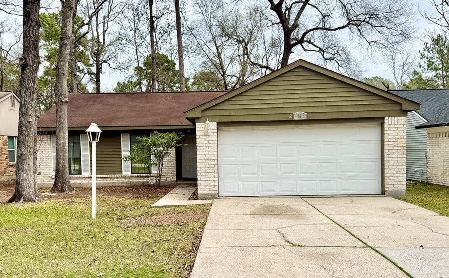 Property photo for 18 Dellforest Court, The Woodlands, TX