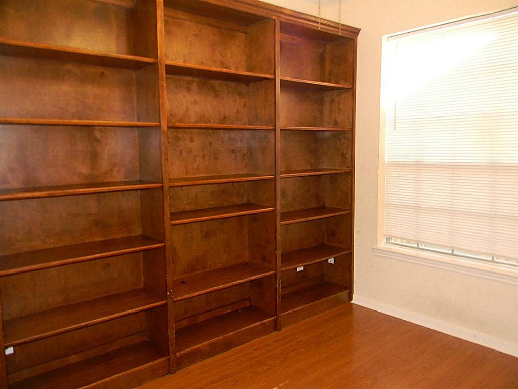 2322 Edgewood Drive, Missouri City, TX 77459 2322 Edgewood Drive, Missouri City, TX 77459