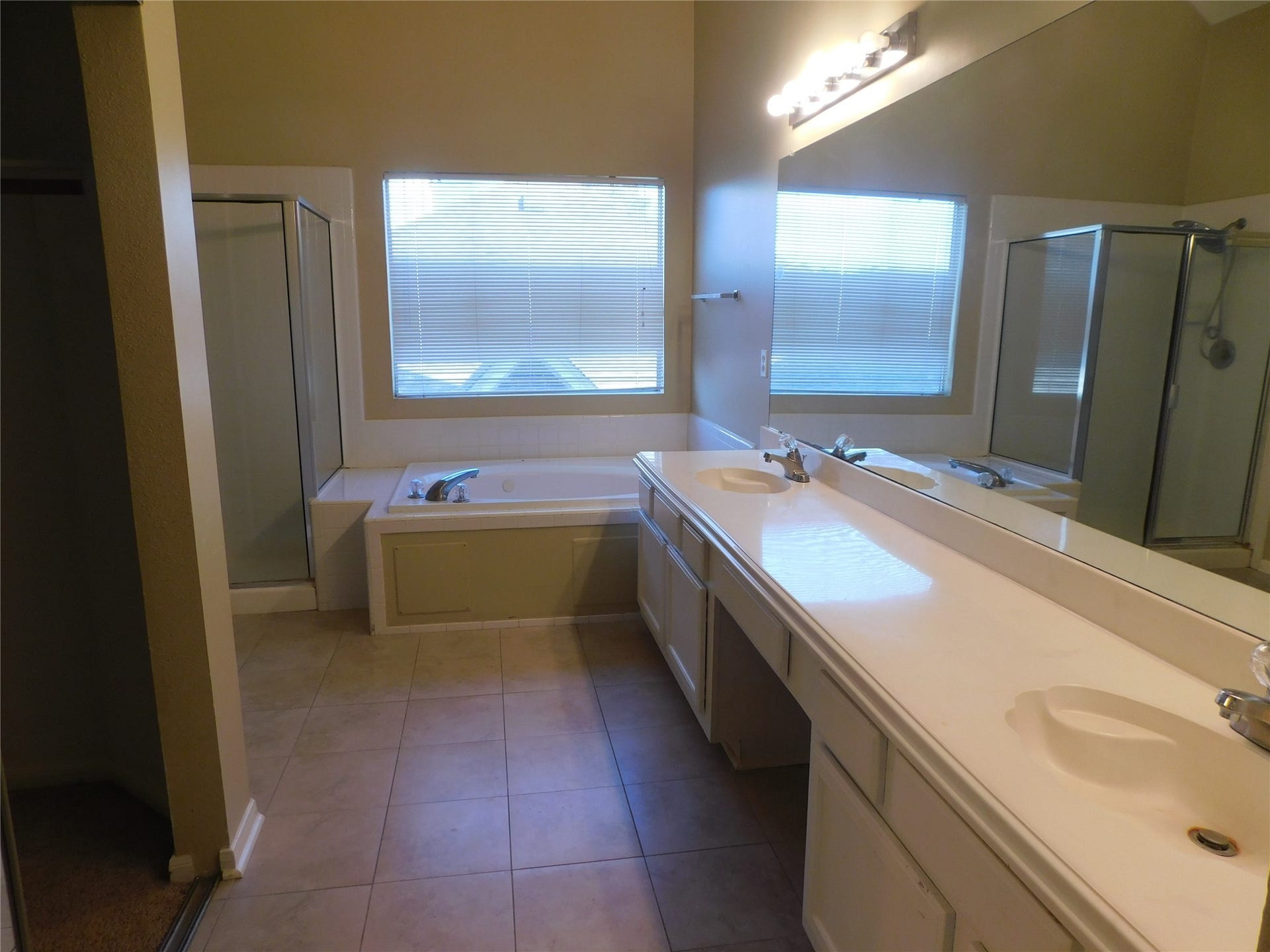 2322 Edgewood Drive, Missouri City, TX 77459 2322 Edgewood Drive, Missouri City, TX 77459