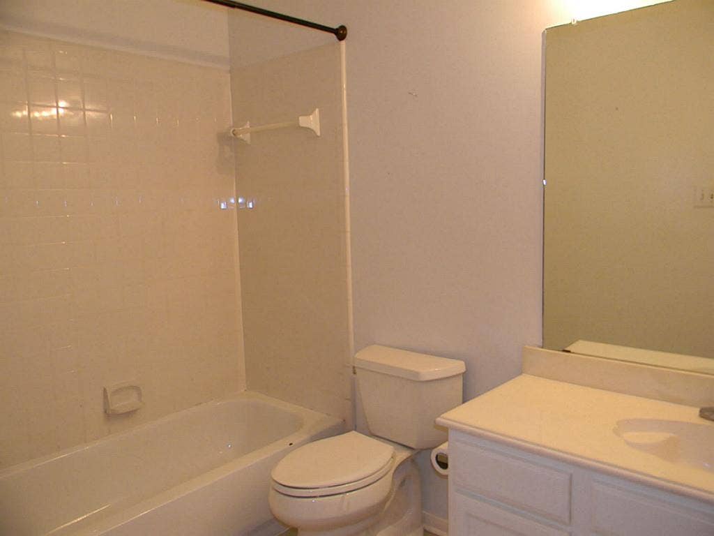 2322 Edgewood Drive, Missouri City, TX 77459 2322 Edgewood Drive, Missouri City, TX 77459