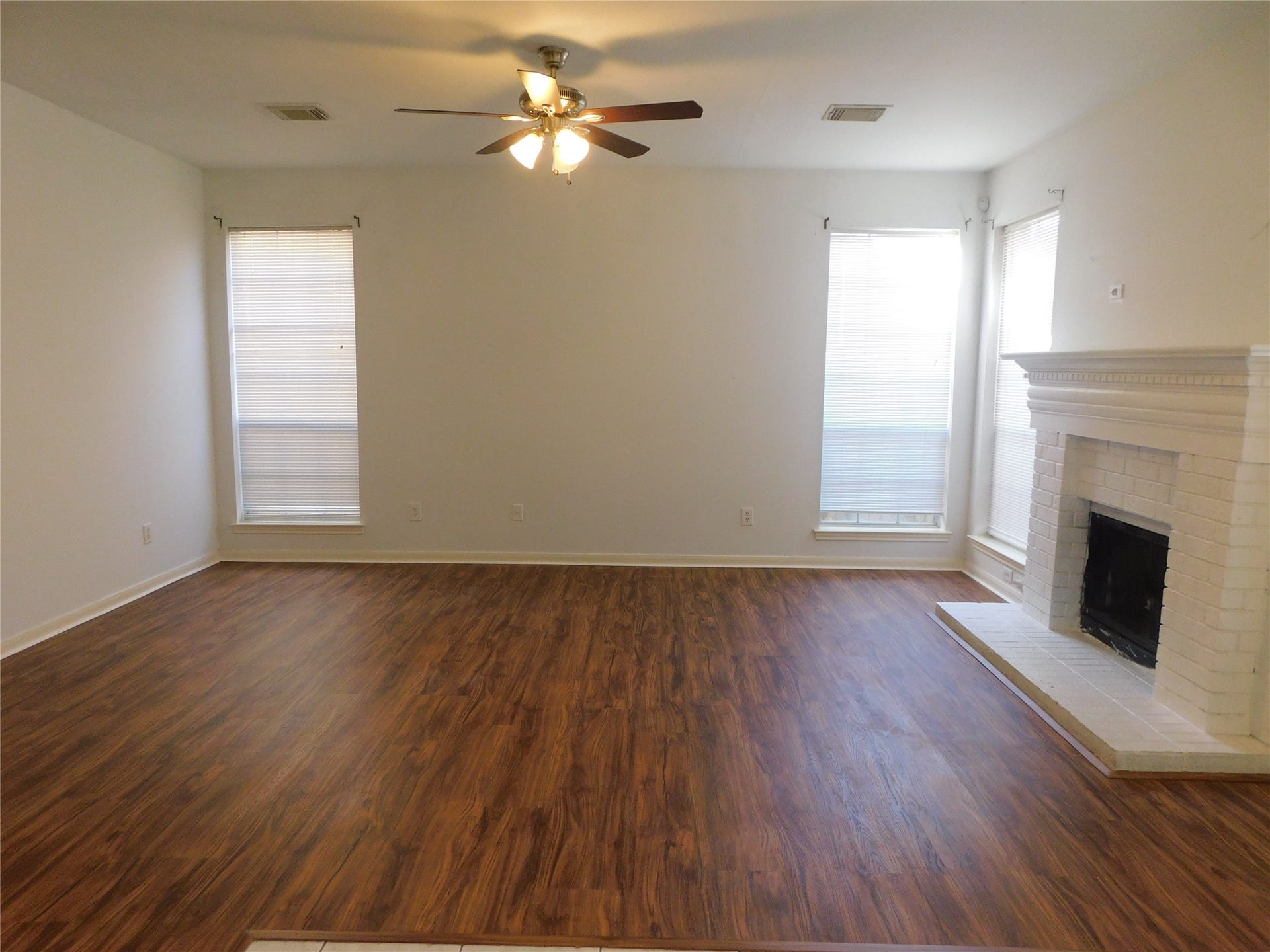 2322 Edgewood Drive, Missouri City, TX 77459 2322 Edgewood Drive, Missouri City, TX 77459