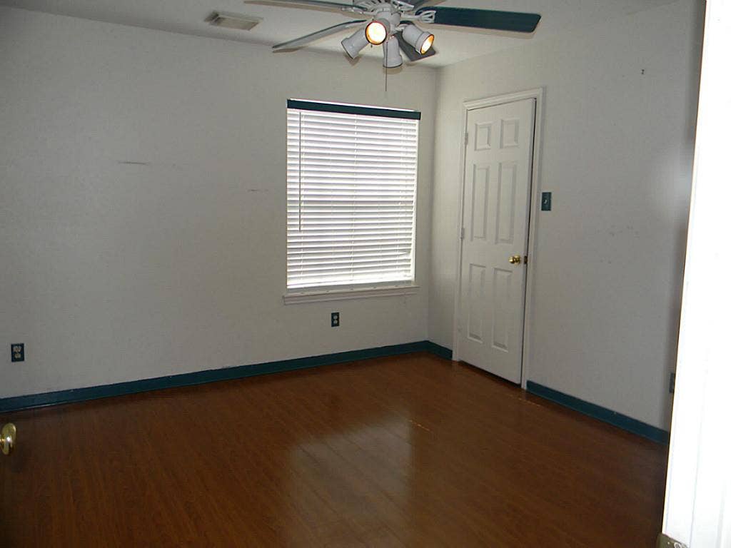 2322 Edgewood Drive, Missouri City, TX 77459 2322 Edgewood Drive, Missouri City, TX 77459