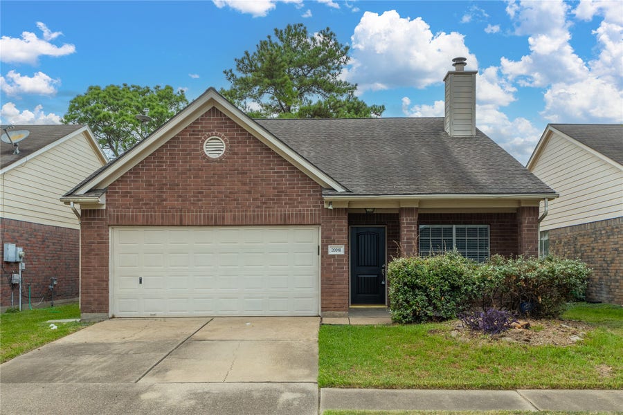 Property photo for 20018 Rolling Hills Lane, Katy, TX