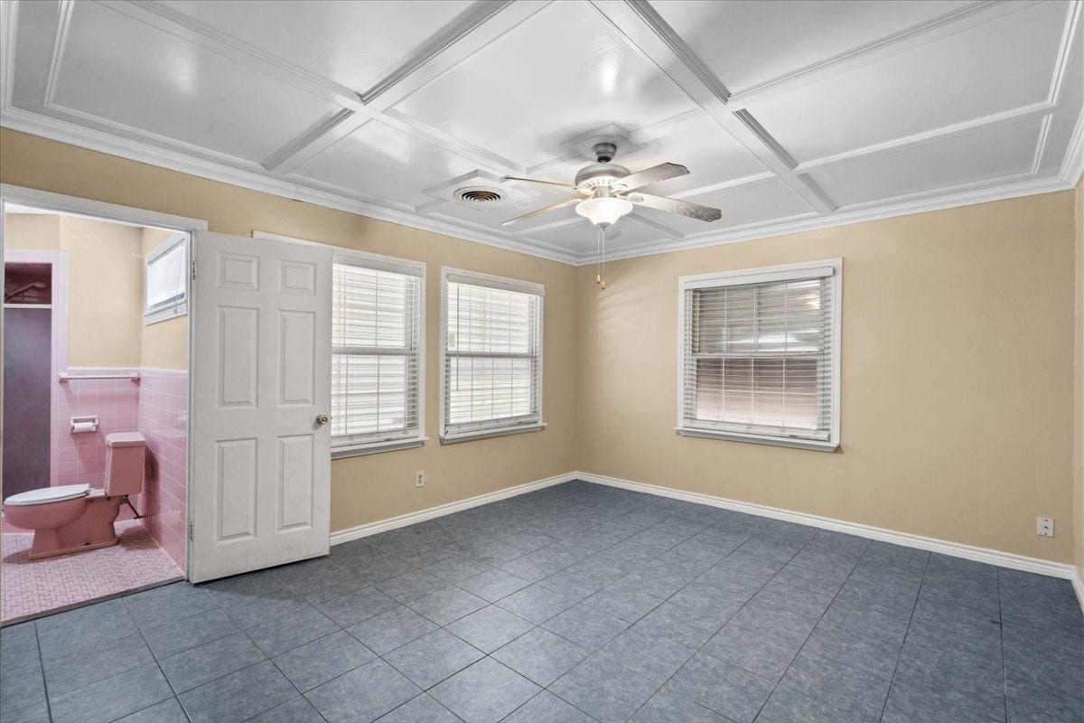 106 Barracuda Avenue, Galveston, TX 77550 106 Barracuda Avenue, Galveston, TX 77550