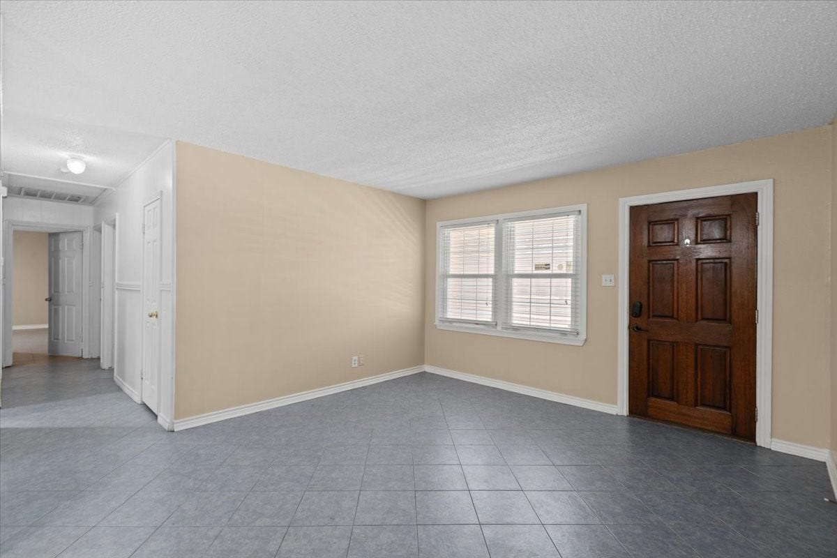 106 Barracuda Avenue, Galveston, TX 77550 106 Barracuda Avenue, Galveston, TX 77550