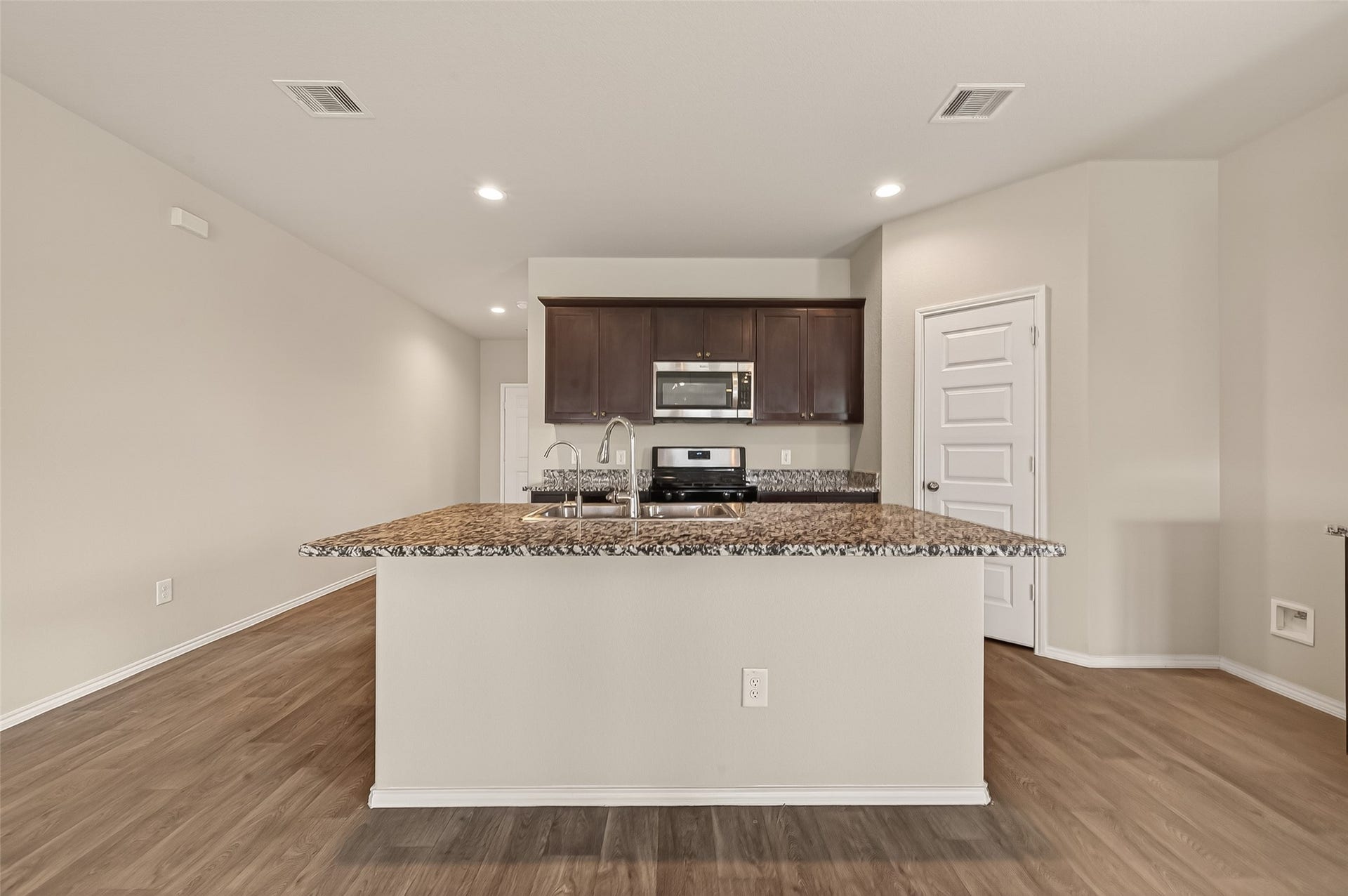1614 Chase Anchor Court, Richmond, TX 77469 1614 Chase Anchor Court, Richmond, TX 77469