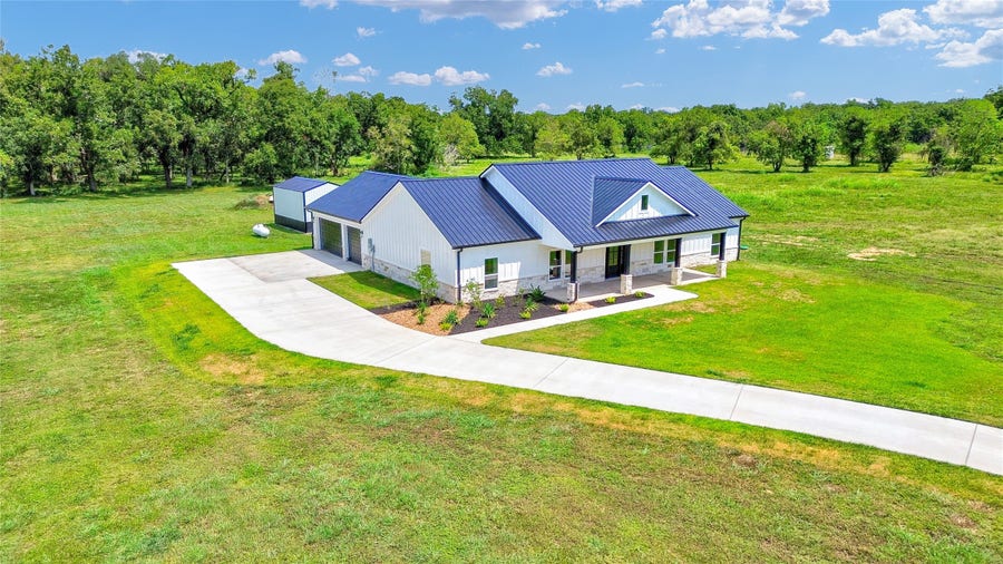 Property photo for 2168 CR 36, Angleton, TX