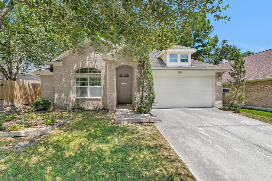 Property photo for 119 S Star Ridge Circle, The Woodlands, TX