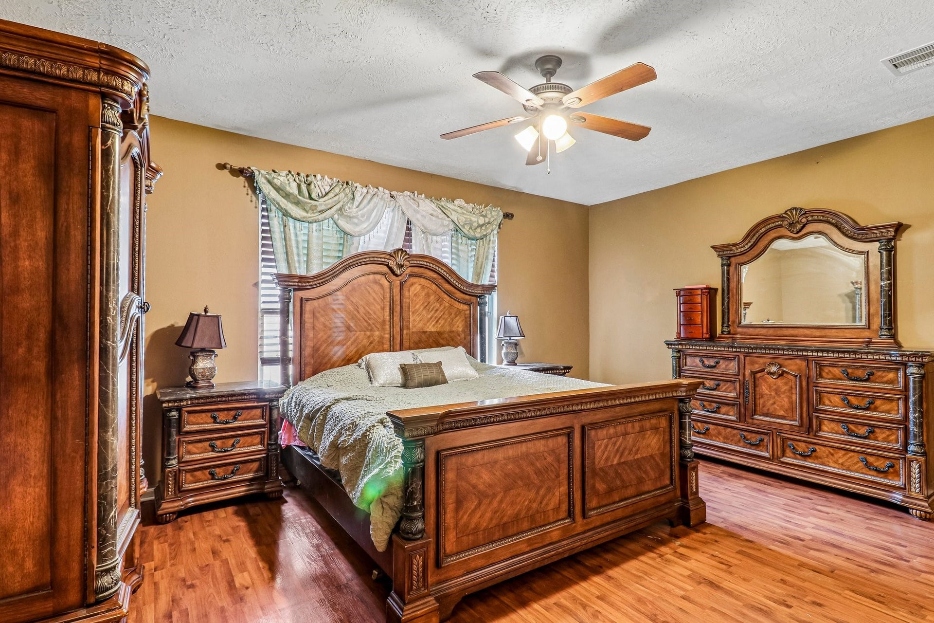 12903 Ravens Chase Lane, Cypress, TX 77429