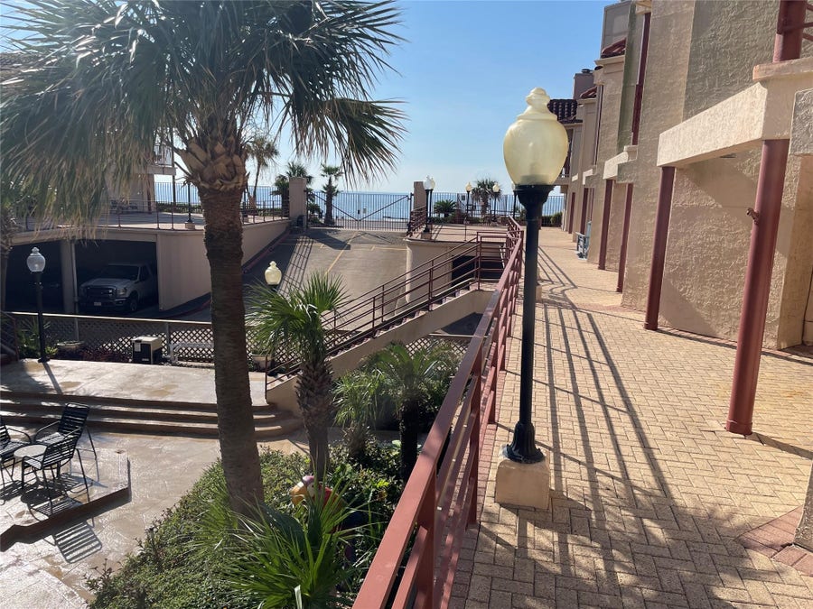 Property photo for 7312 Seawall Boulevard, #106, Galveston, TX