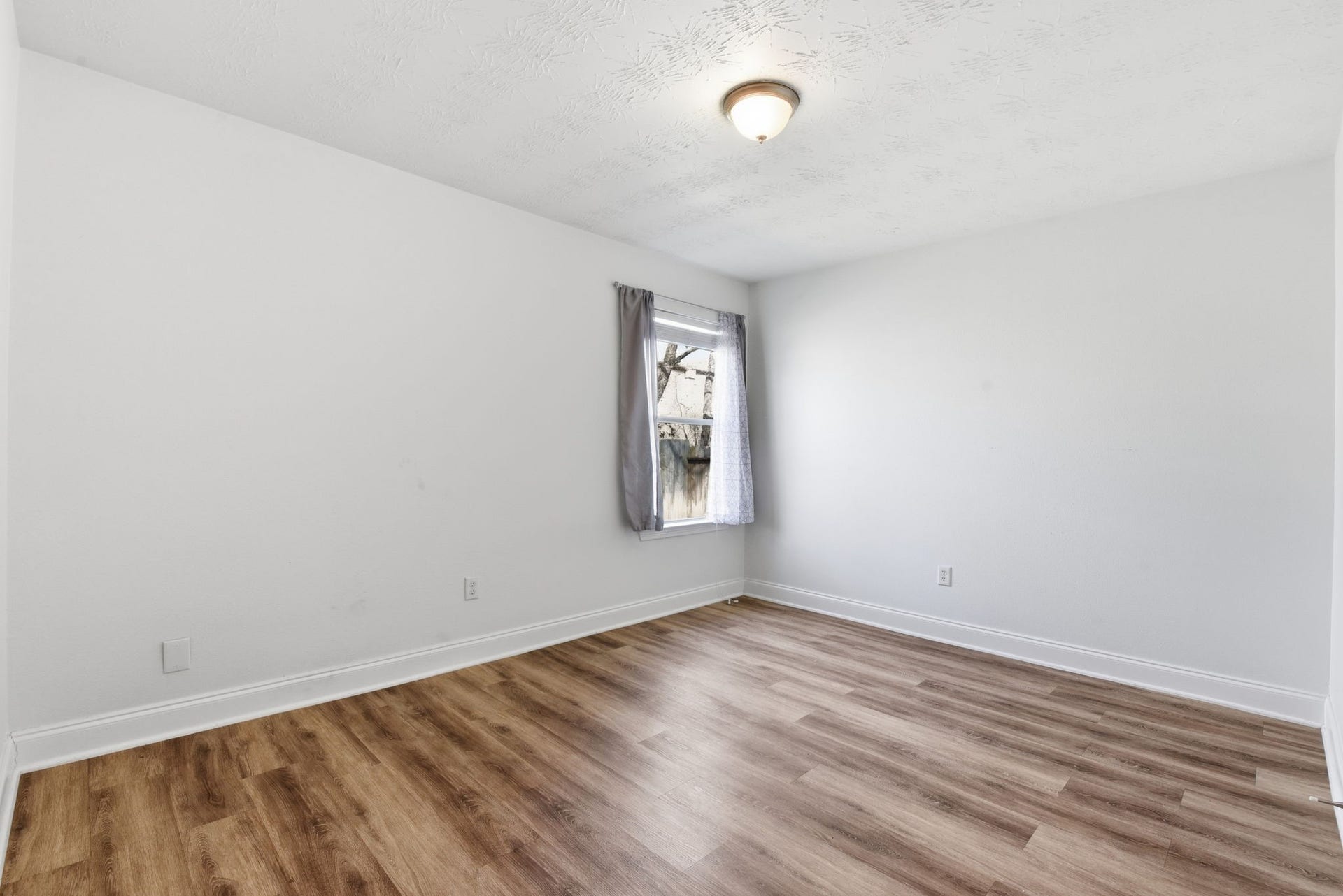 19013 Hammer Lane, Porter, TX 77365 19013 Hammer Lane, Porter, TX 77365