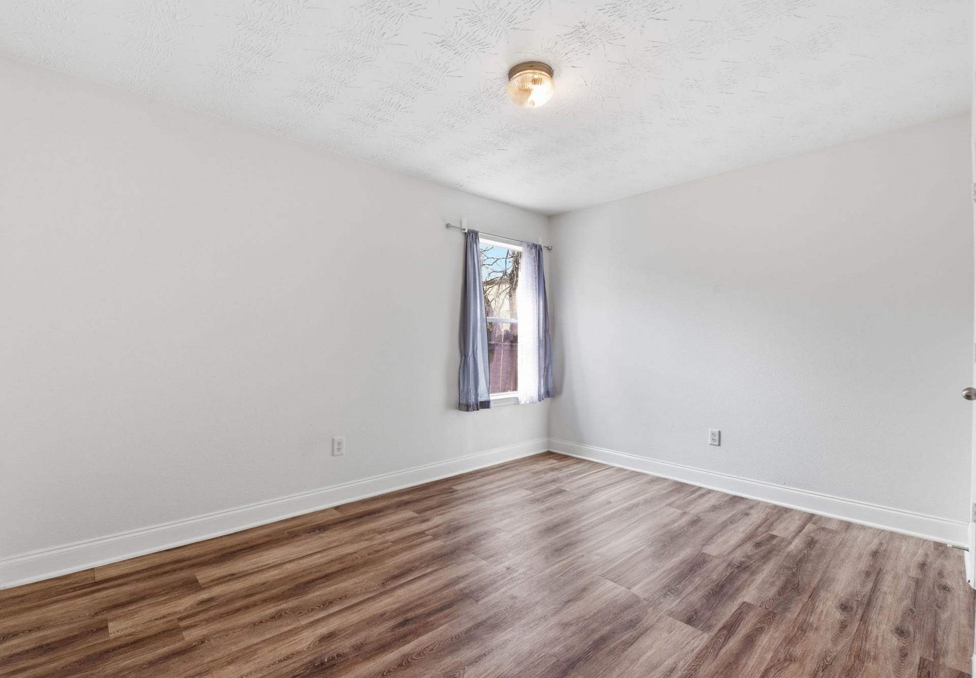 19013 Hammer Lane, Porter, TX 77365 19013 Hammer Lane, Porter, TX 77365