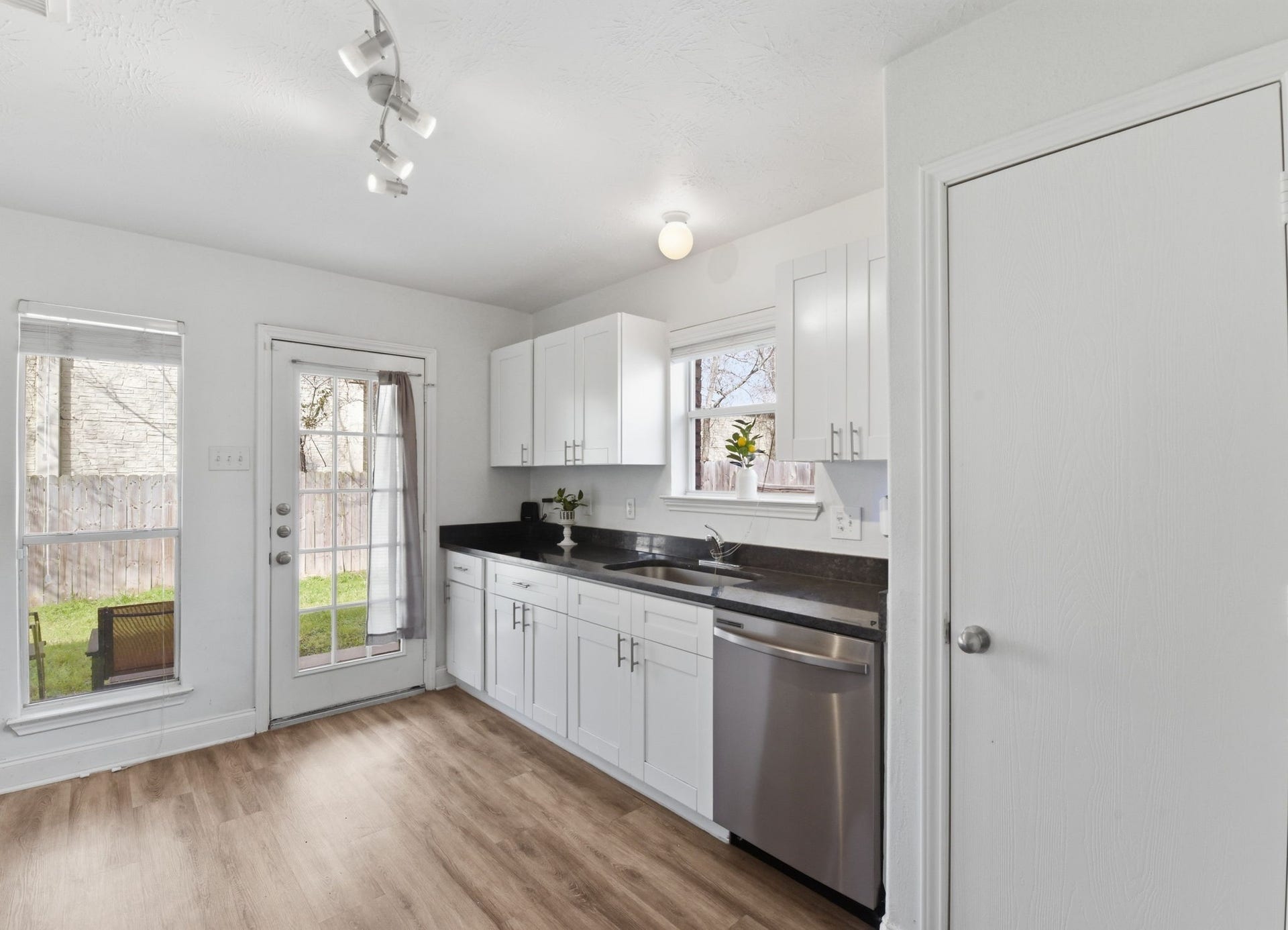 19013 Hammer Lane, Porter, TX 77365 19013 Hammer Lane, Porter, TX 77365