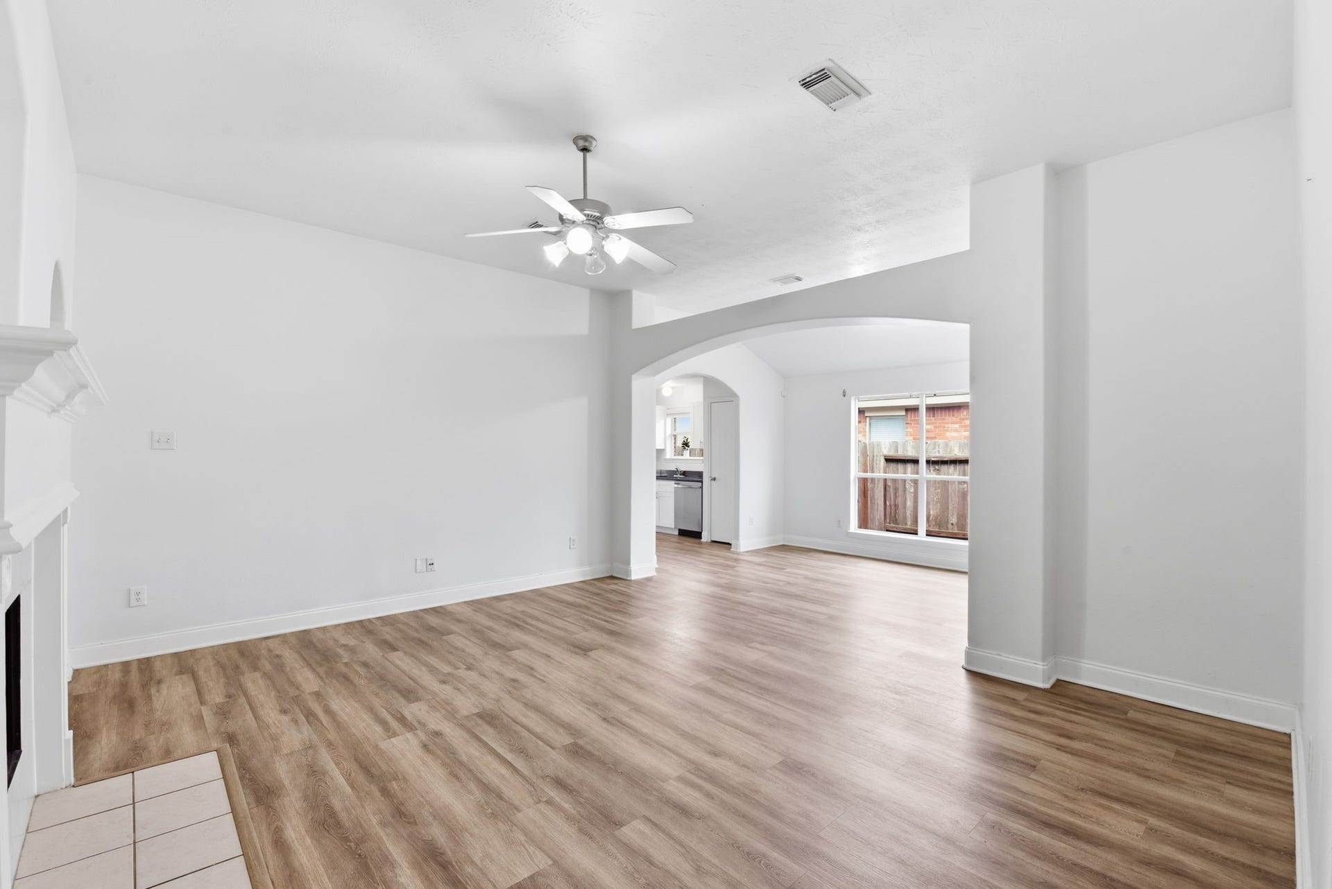 19013 Hammer Lane, Porter, TX 77365 19013 Hammer Lane, Porter, TX 77365