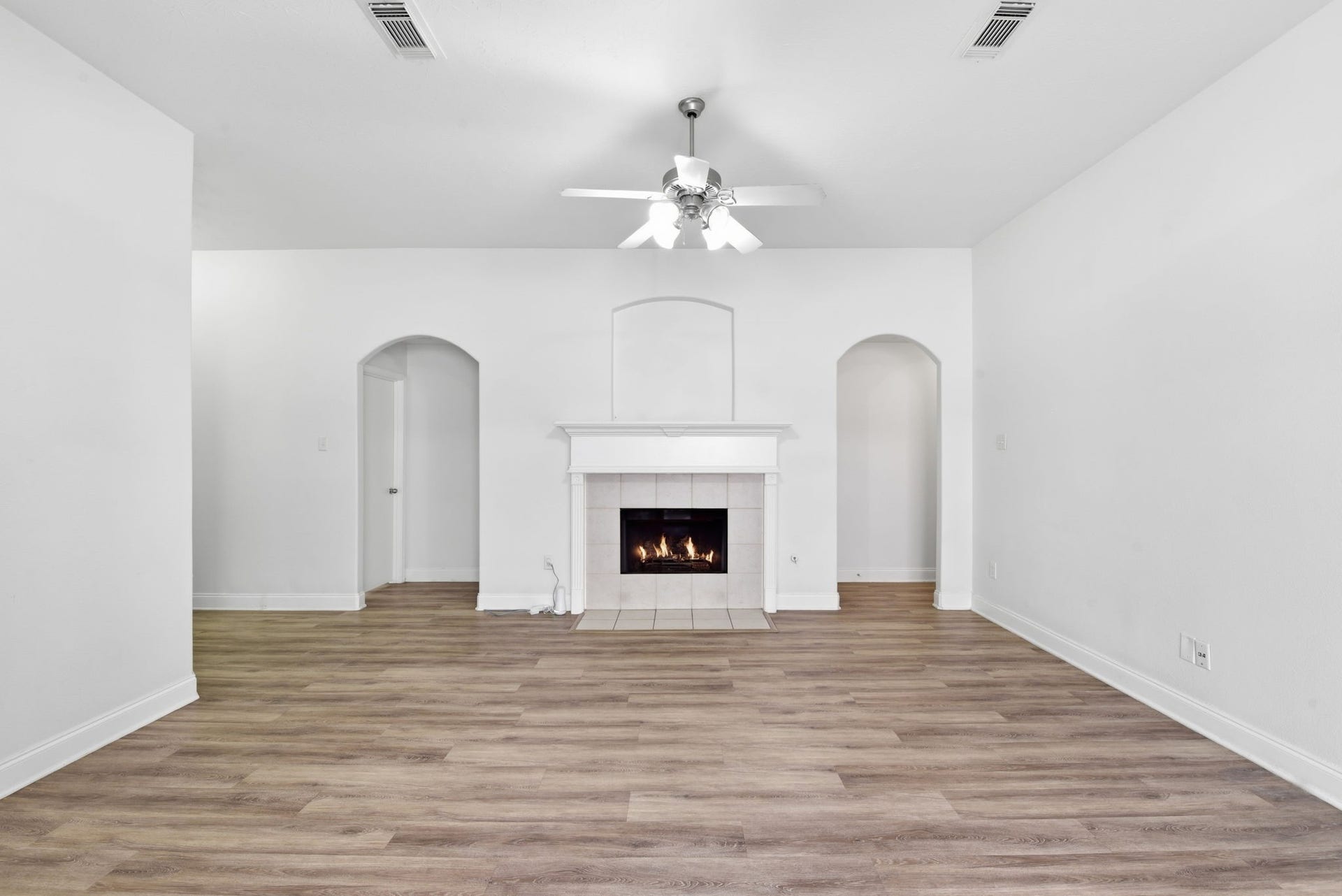 19013 Hammer Lane, Porter, TX 77365 19013 Hammer Lane, Porter, TX 77365