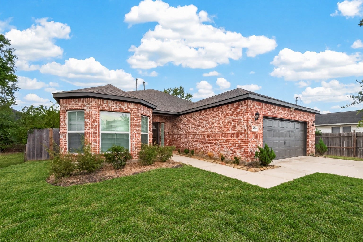 4509 Davenport Street, Houston, TX 77051 4509 Davenport Street, Houston, TX 77051