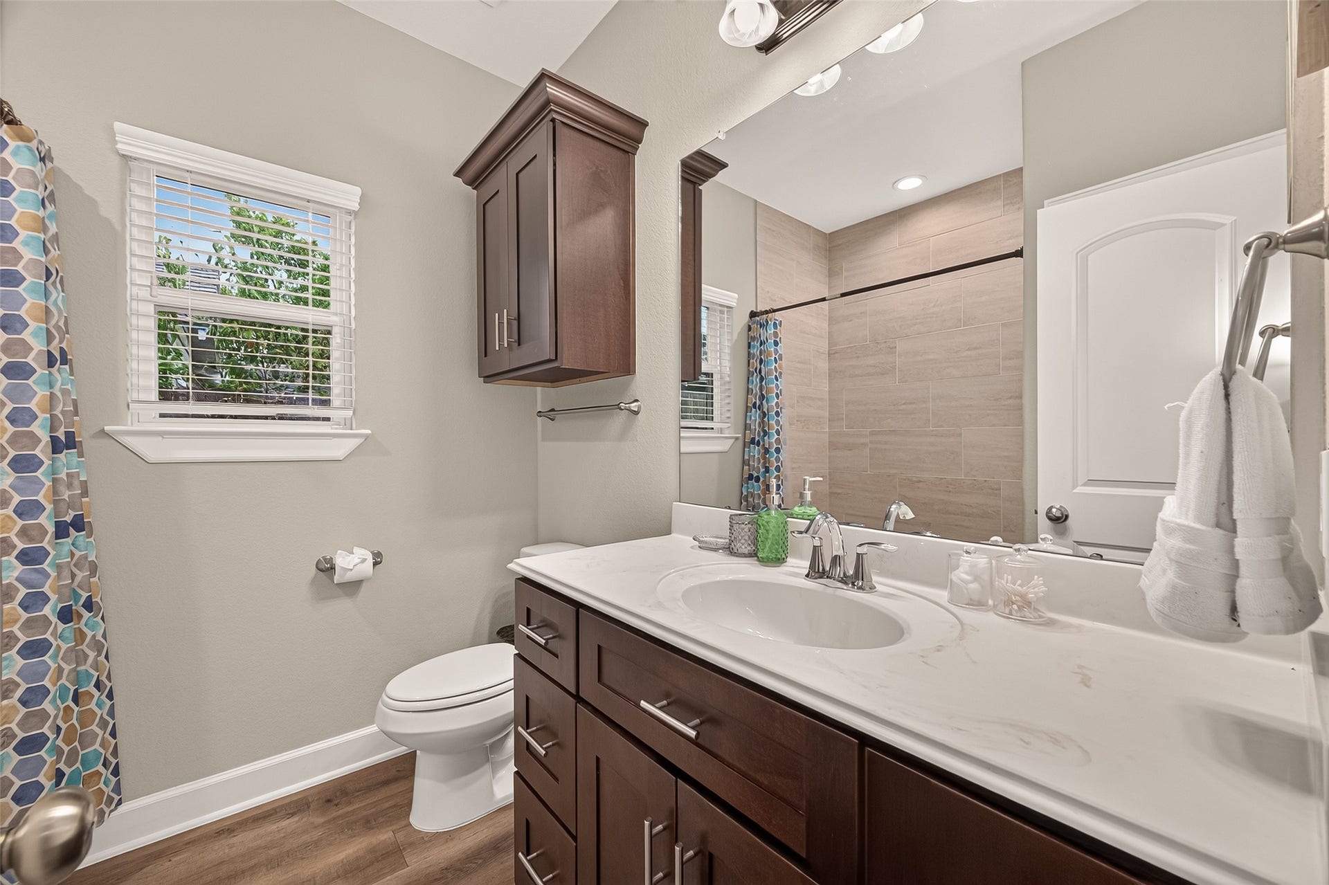 4509 Davenport Street, Houston, TX 77051 4509 Davenport Street, Houston, TX 77051