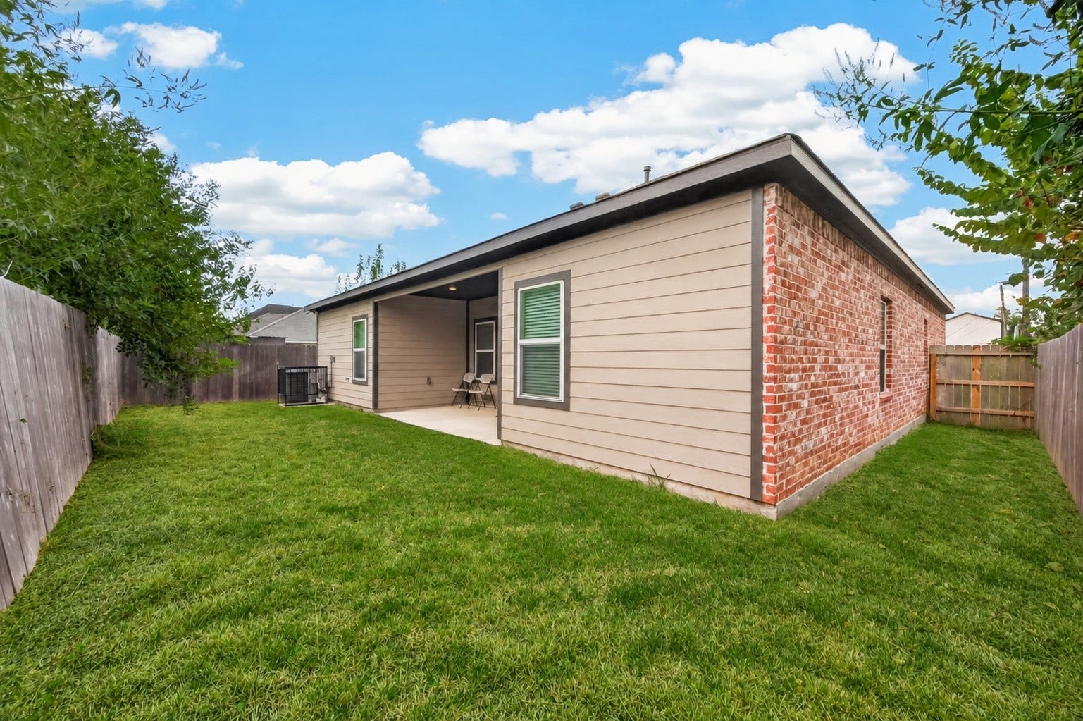 4509 Davenport Street, Houston, TX 77051 4509 Davenport Street, Houston, TX 77051