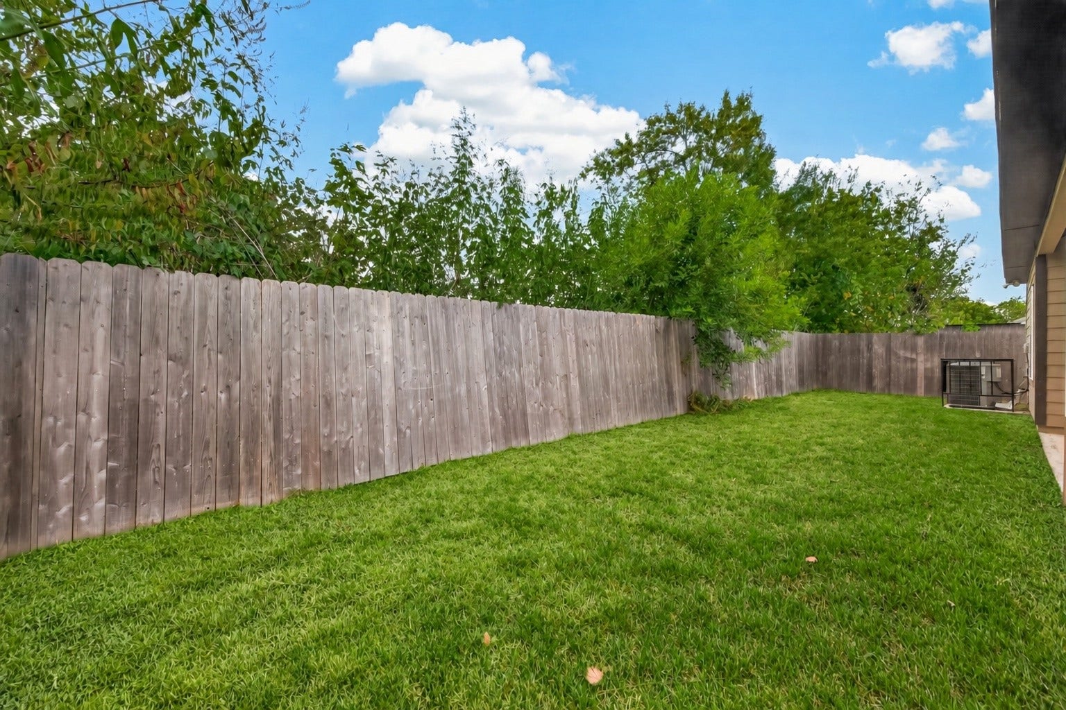 4509 Davenport Street, Houston, TX 77051 4509 Davenport Street, Houston, TX 77051