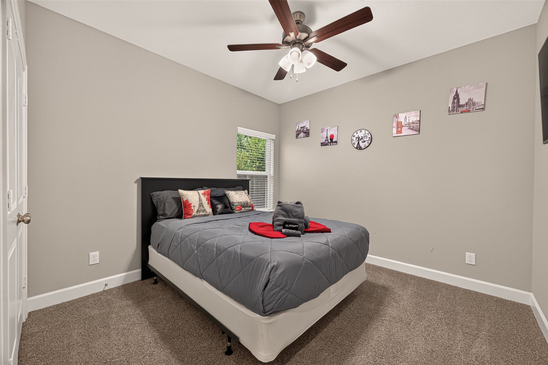 4509 Davenport Street, Houston, TX 77051 4509 Davenport Street, Houston, TX 77051