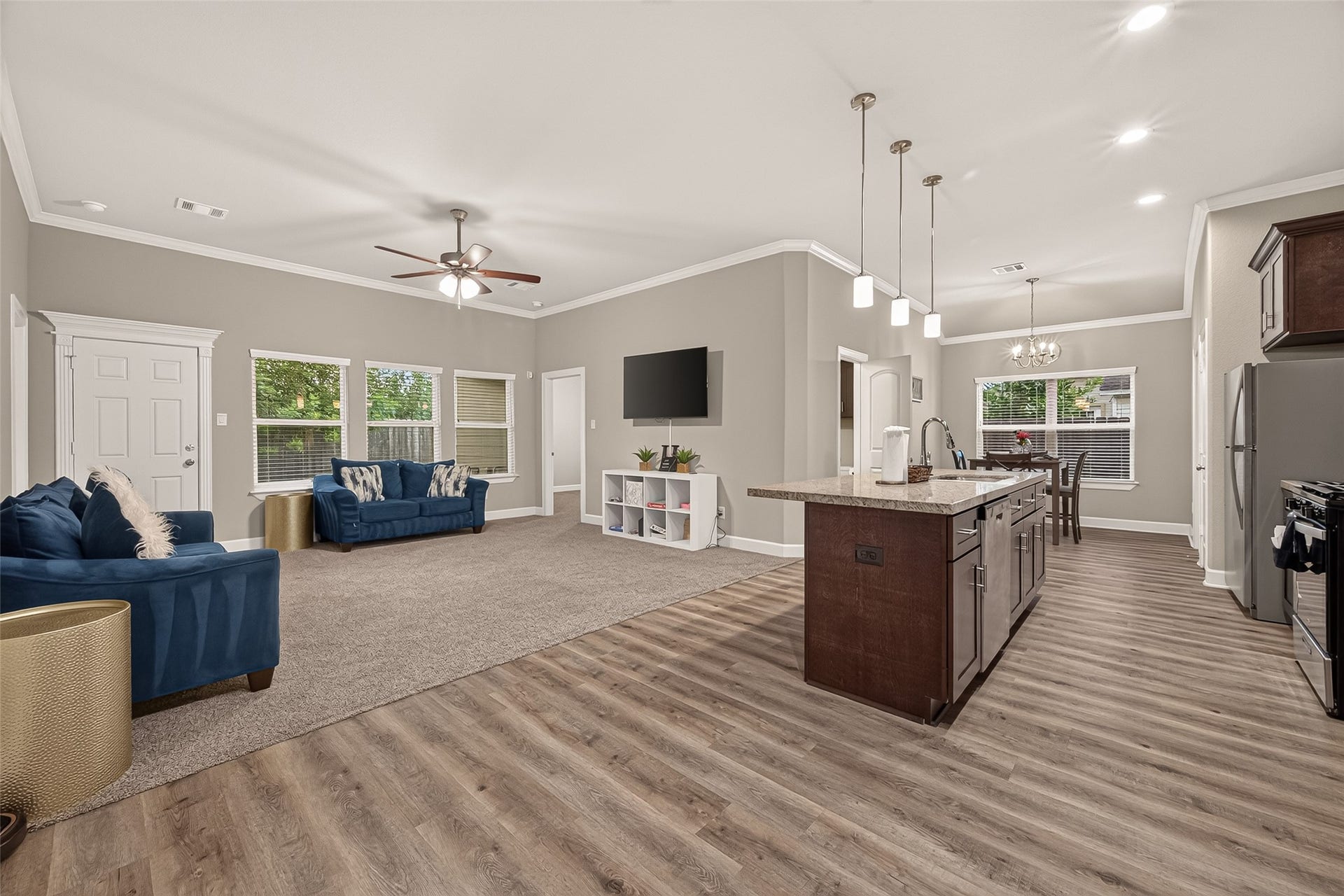 4509 Davenport Street, Houston, TX 77051 4509 Davenport Street, Houston, TX 77051