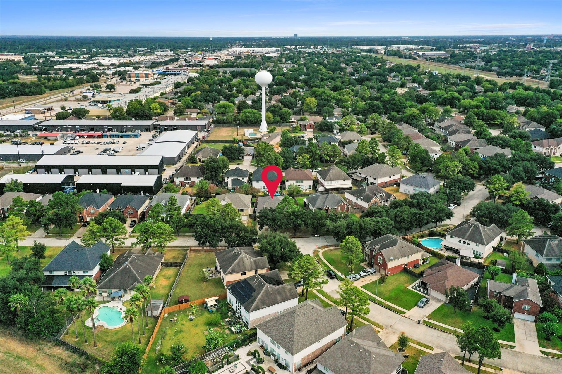 10902 Trail Ridge Drive, Houston, TX 77064 Located with close proximity to Hwy 6, Hwy 290, and Beltway 8 for local shopping, dining, and recreation