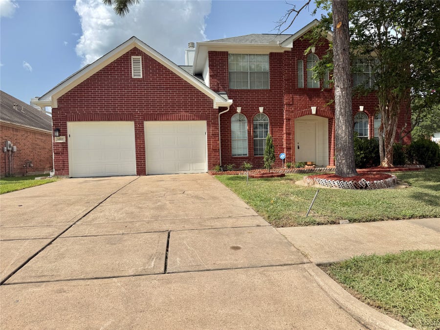 Property photo for 14802 Bellflora Court, Houston, TX