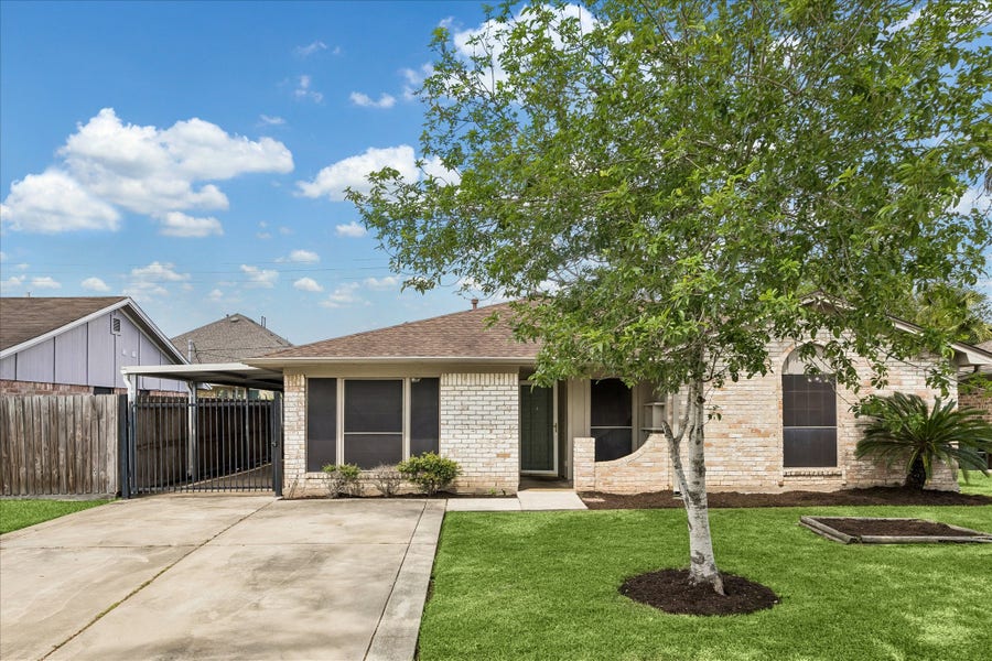 Property photo for 13510 Greenbriar Drive, Sugar Land, TX