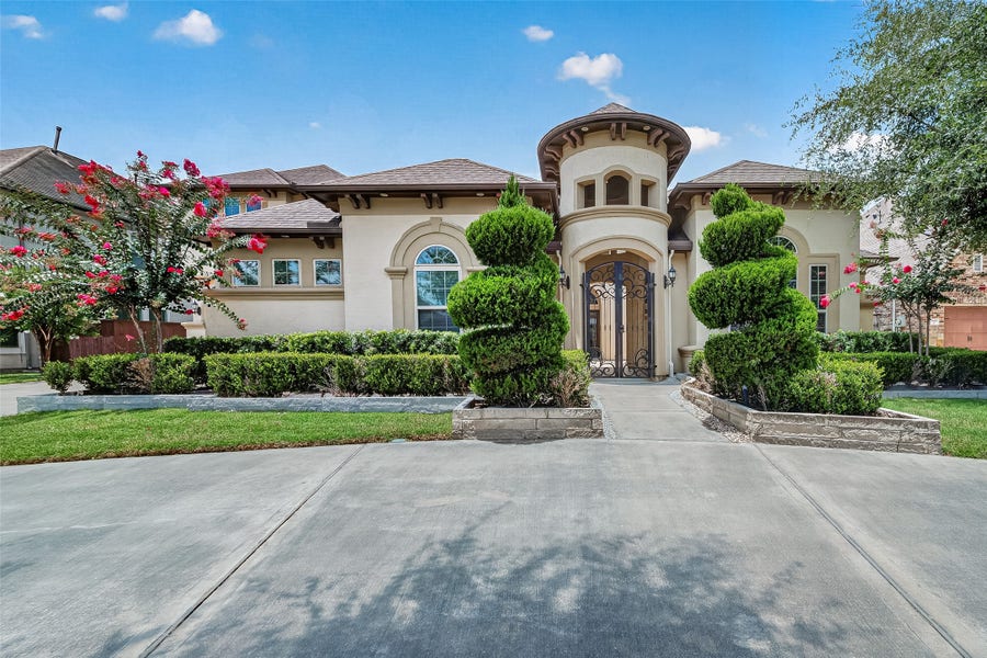 Property photo for 2606 Kielder Shadow Court, Katy, TX
