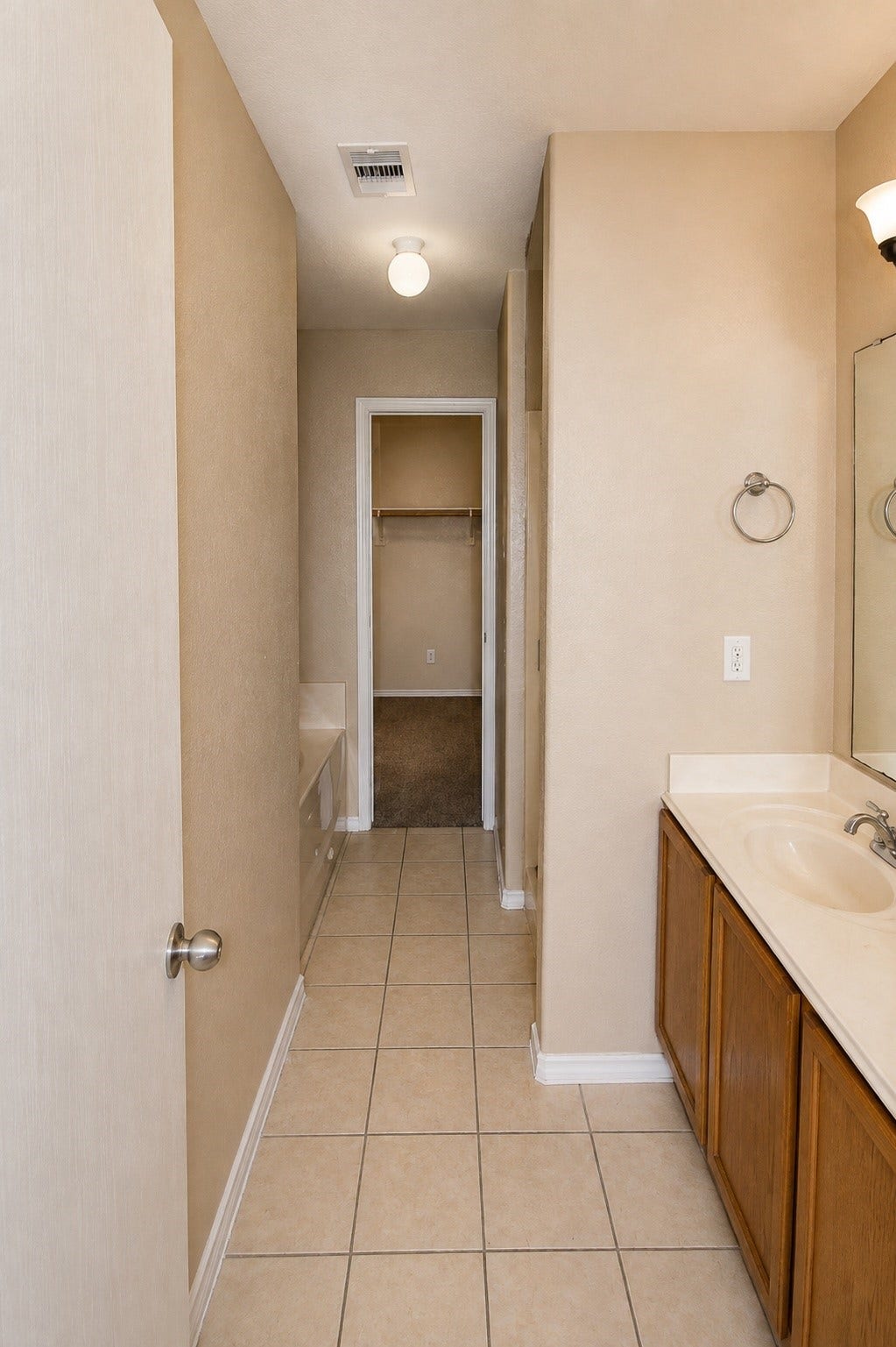 5727 Rose Rock Canyon Drive, Richmond, TX 77469 Alternate view of primary bathroom