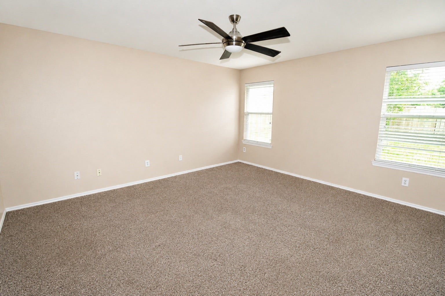 5727 Rose Rock Canyon Drive, Richmond, TX 77469 Primary Bedroom
