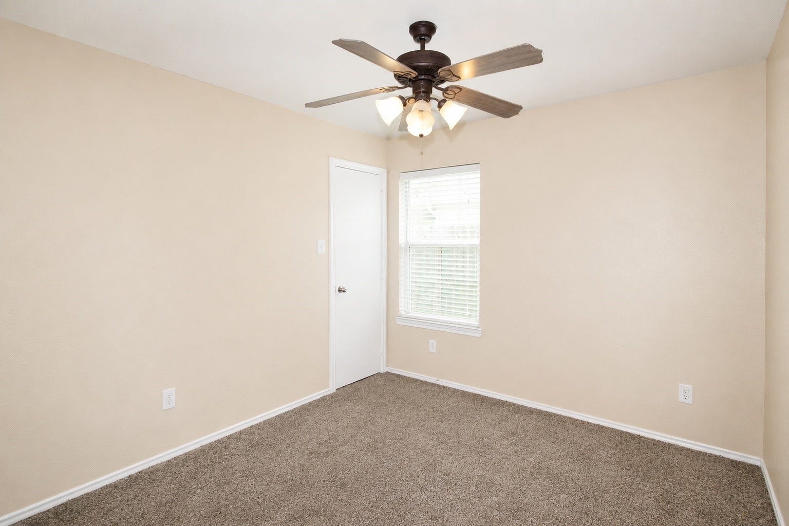 5727 Rose Rock Canyon Drive, Richmond, TX 77469 Bedroom two